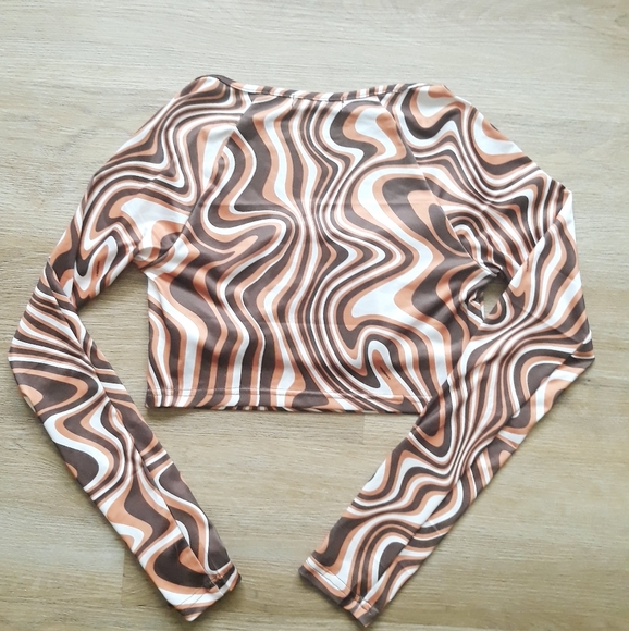 Shein Marble O-Ring Cutout Crop Top Size Small (4) + Brown Stretch Bracelet - Picture 12 of 14